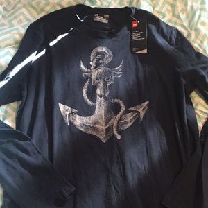 Men’s under armour shirt